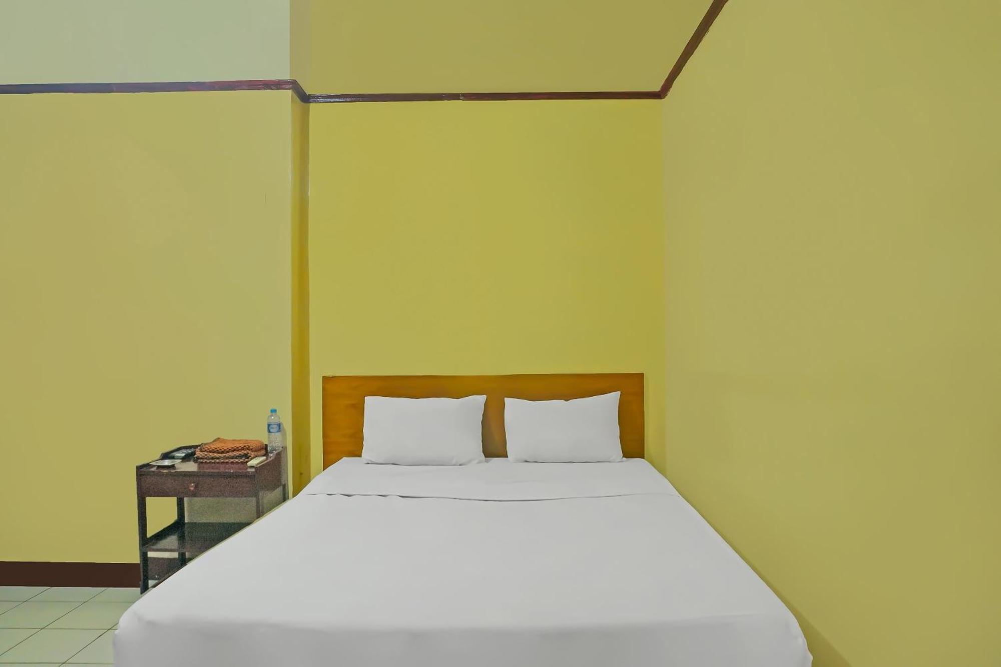 Spot On 92466 Adam Kost Syariahnearwisata Jembatan Barito Hotell Banjarmasin  Eksteriør bilde